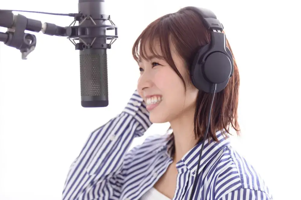 独学で声優を目指すには相当な努力が必要