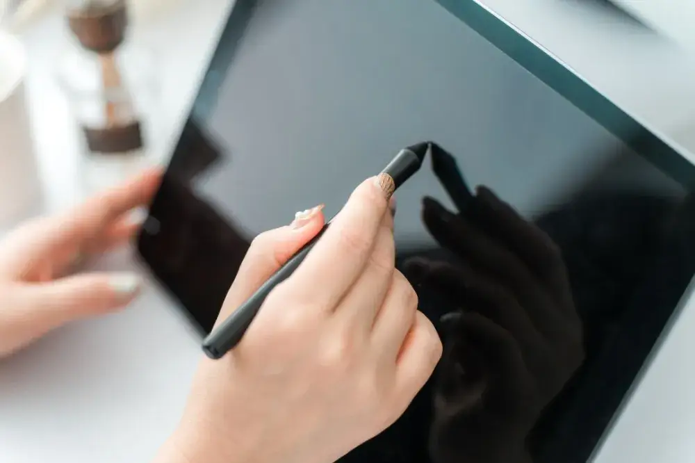 仕事内容・使用ソフト・求められるスキルの比較