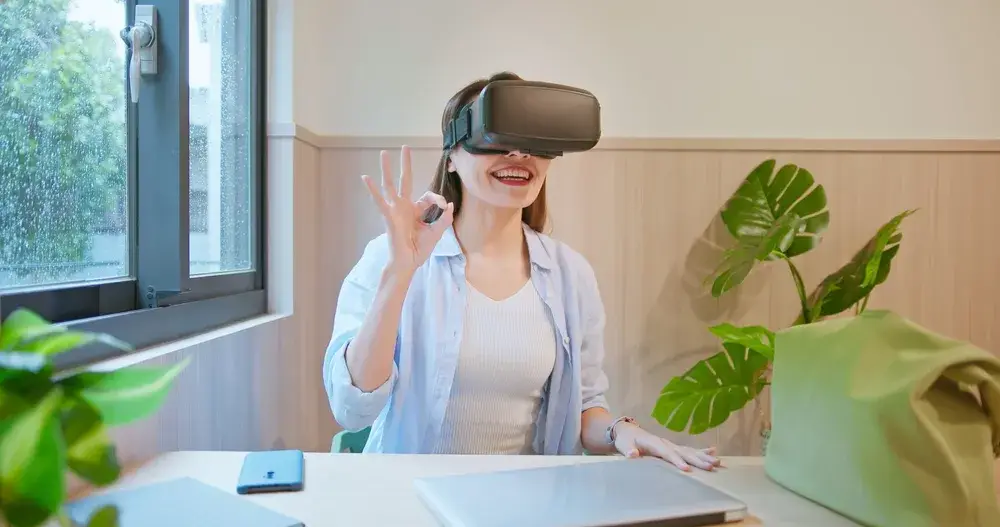 メタバース業界で働くなら求人情報のチェックを