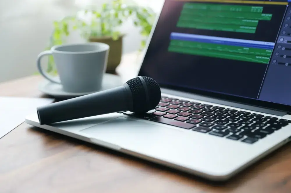 副業で声優の仕事はできる？